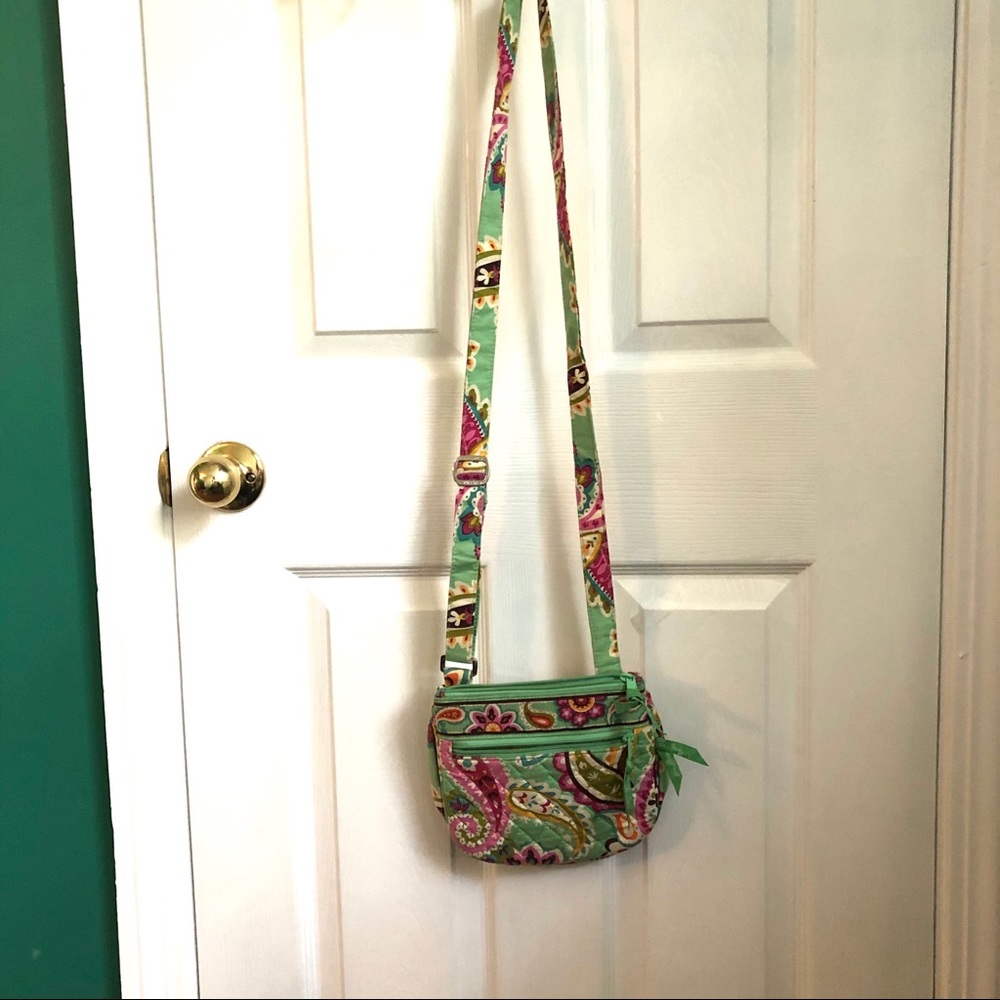 Vera Bradley tutti-frutti Crossbody - Picture 4 of 5